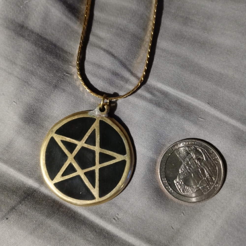 (SOLD) Gold Pentagram Necklace